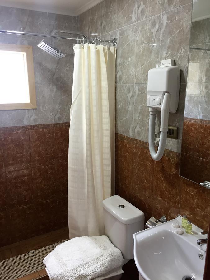 Hostal Andes Patagonicos 纳塔列斯港 外观 照片