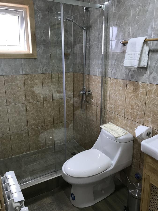 Hostal Andes Patagonicos 纳塔列斯港 外观 照片